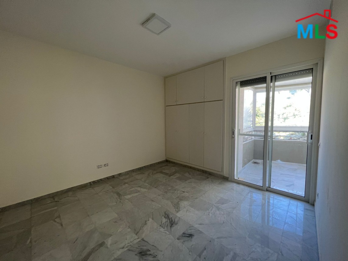 300 sqm Apartment for Sale In Adma
