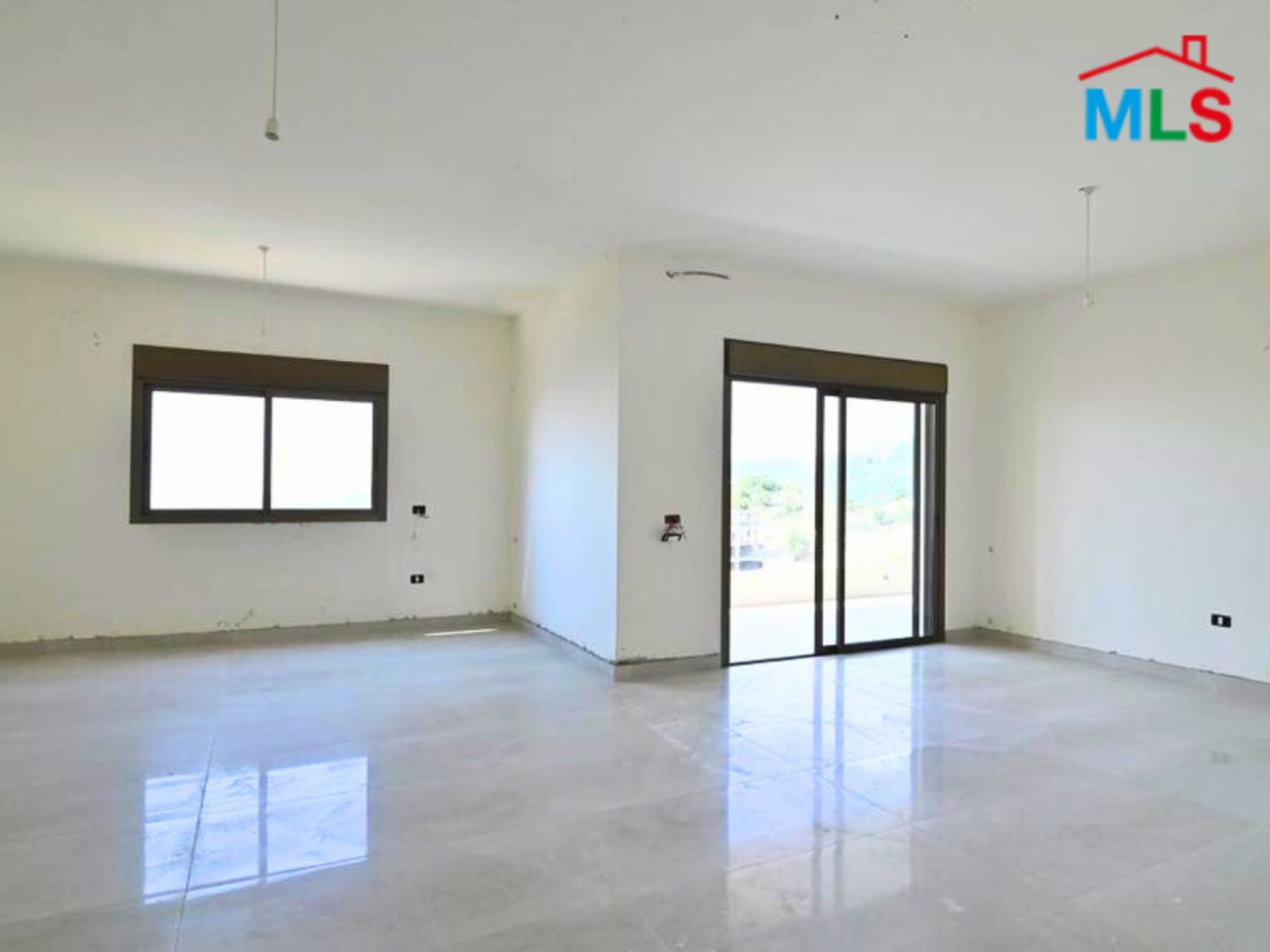 Spacious apartment for Sale in Hboub with a Stunning Sea View & a Garden