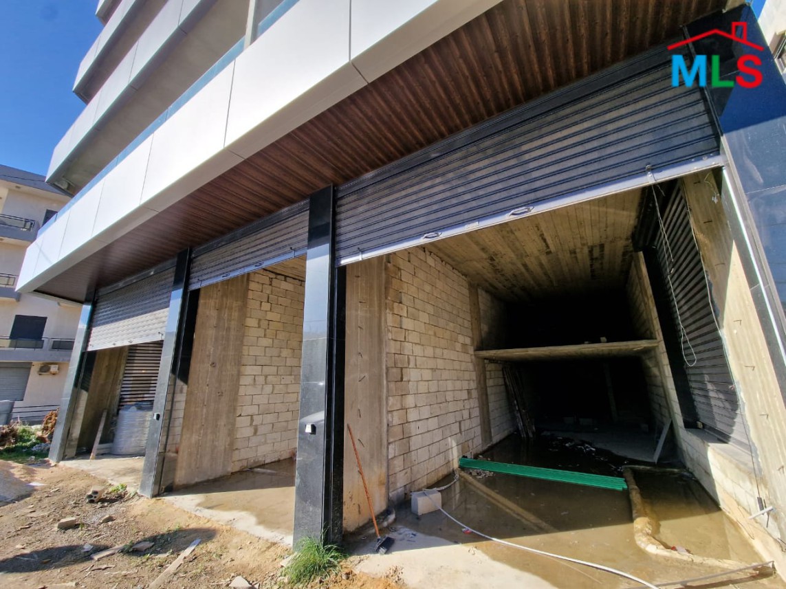 124 SQM Shop for Sale in Batroun in a Prime Location