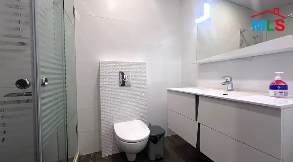 Apartments For Sale in Ballouneh, Keserouan