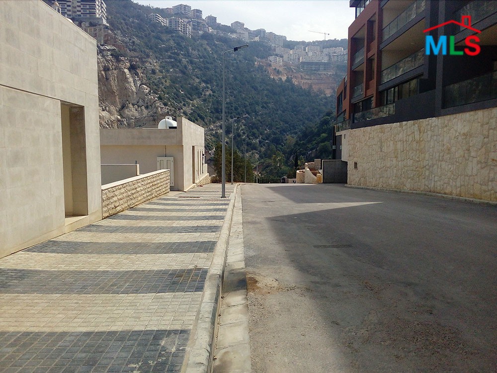 Luxurious Apartment For Sale in a Project in Antelias Metn