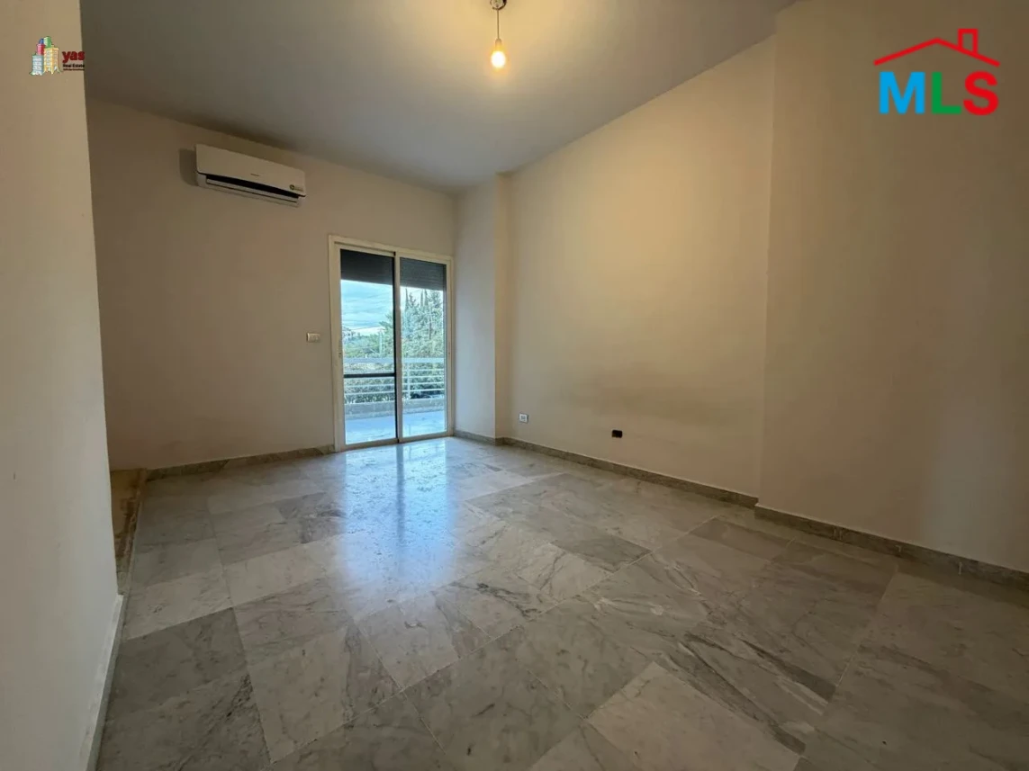 Adma 250m2 | Rent | Well Maintained | Calm Area | EH/IV