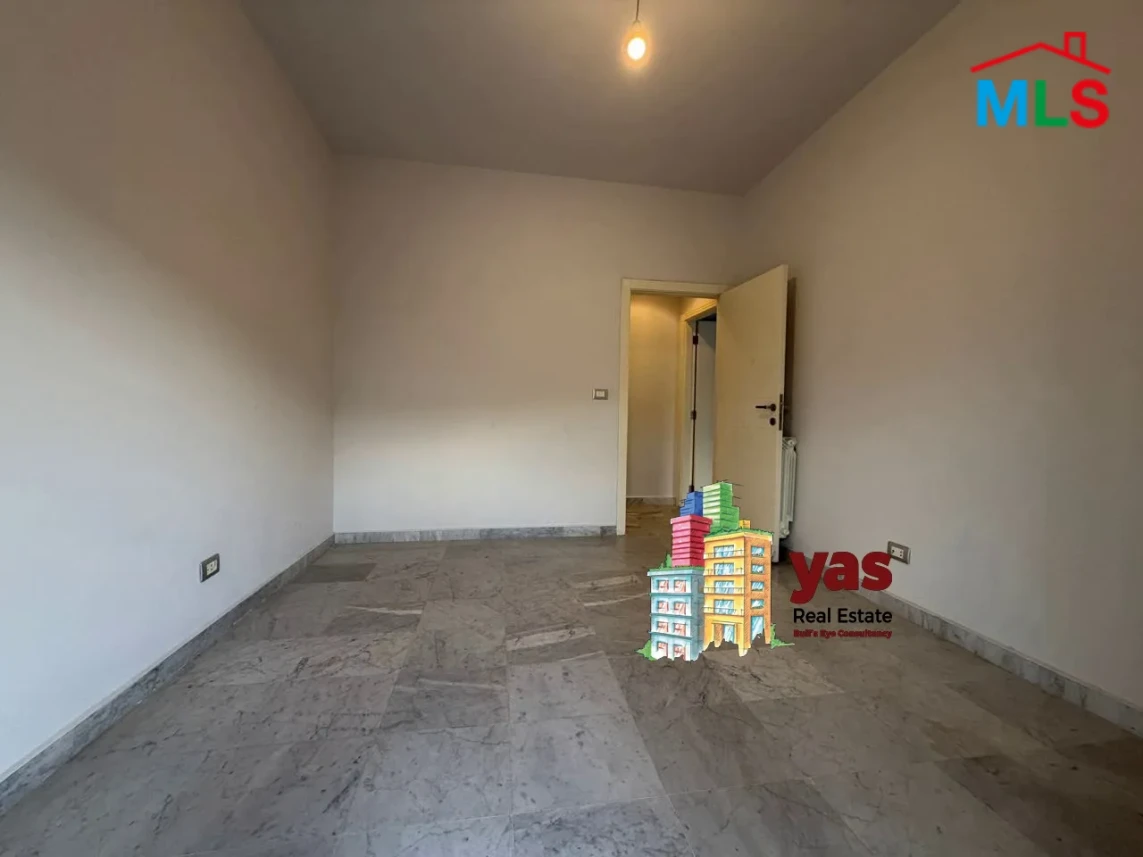 Adma 250m2 | Rent | Well Maintained | Calm Area | EH/IV