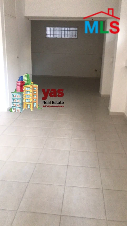 Achrafieh 90m2 | Shop | Rent | Prime Location | Active Street | MO