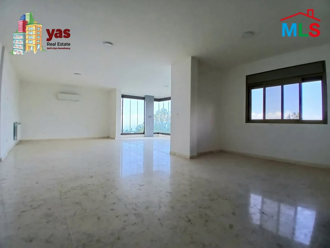 Kfarhbab 275m2 | Rent | prime Location | Open View | IV