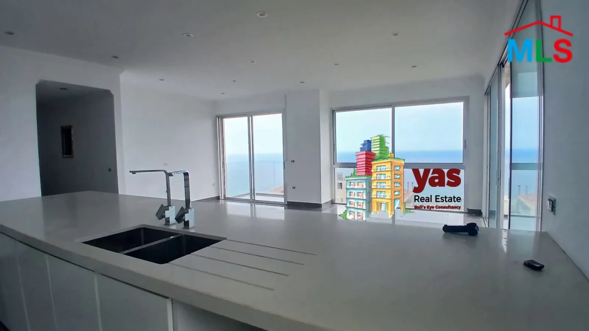 Halat 165m2 | Rent | Pool Access | Prime Location | ABA
