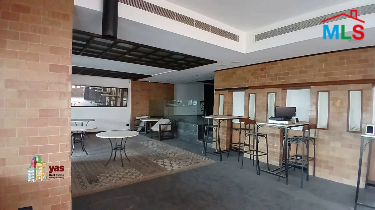 Jbeil 350m2 | Restaurant or Café | Main Highway | Rent | ABA