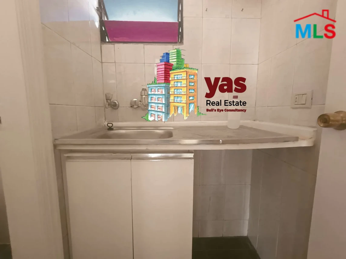 Jdeideh 45m2 | Office | Rent | Mint Condition | Active Street | AA/ED