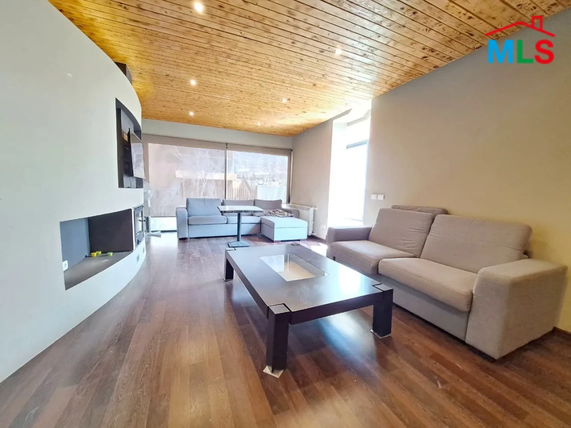 Faraya/Tilal Al Asal 100m2 + 80m2 Terrace | Duplex Chalet | Furnished