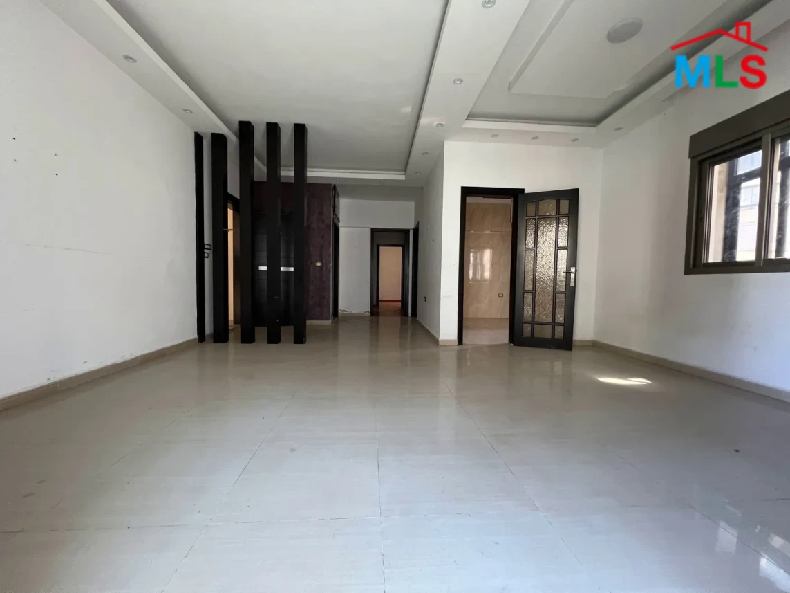 Zouk Mosbeh 135m2 | Well Maintained | Decorated | Calm Area | RH