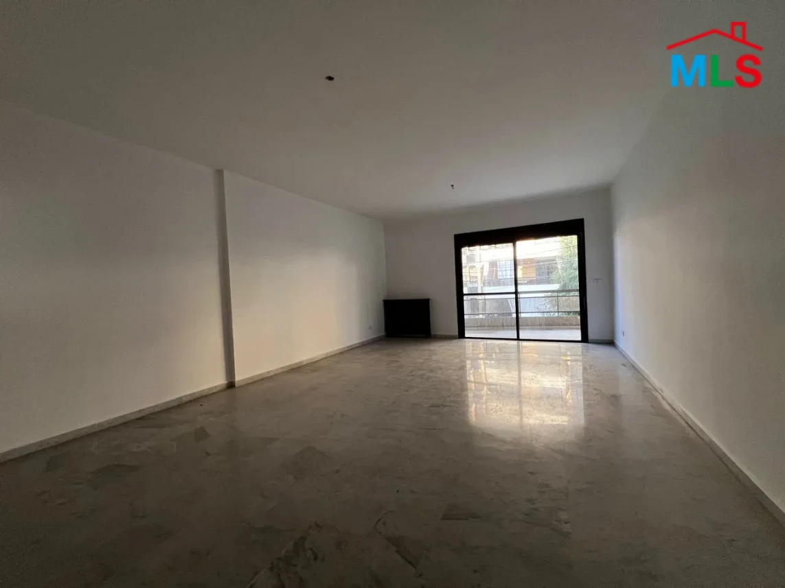Ballouneh 176m2 | Rent | Open View | Good Condition | KS