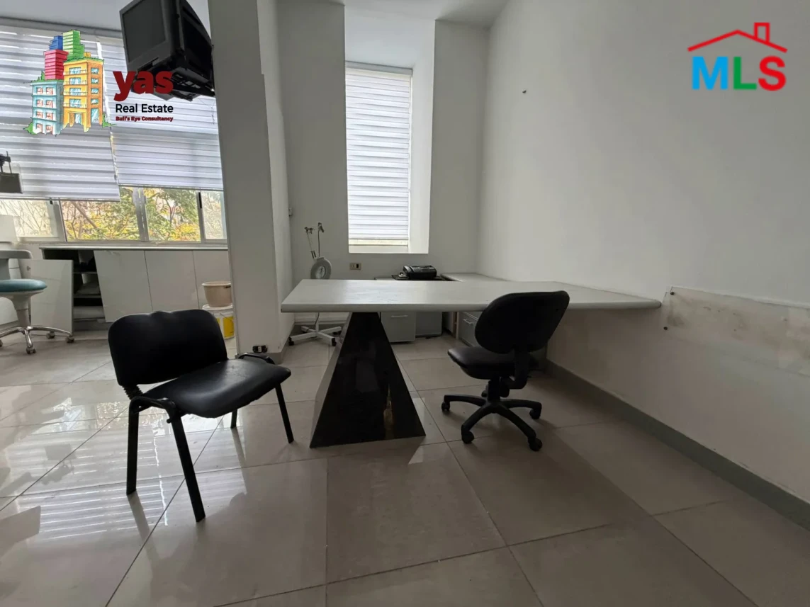 Adonis 170m2 | Equipped Clinic | Prime Location | Active Street | EL