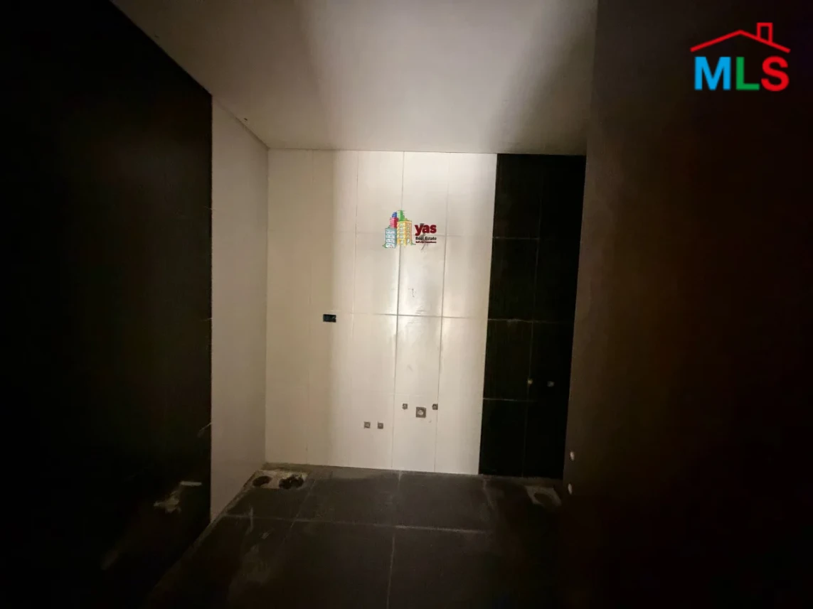 Ballouneh 210m2 | High-End | Prime Location | View |PAYMENT FACILITIES