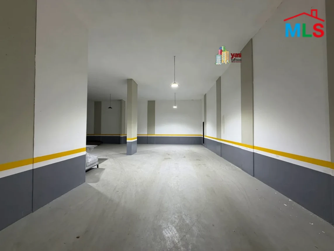 Ballouneh 210m2 | High-End | Prime Location | View |PAYMENT FACILITIES