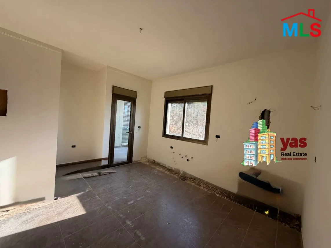 Ballouneh 210m2 | High-End | Prime Location | View |PAYMENT FACILITIES