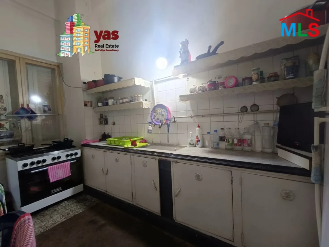 Achrafieh 240m2 | Spacious Flat | Well Maintained | Catch | AA/EL