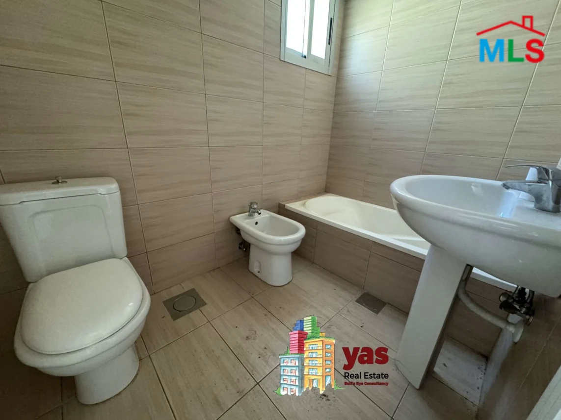 Zouk Mosbeh 125m2 | Well Maintained | Calm Area | Catch | EL