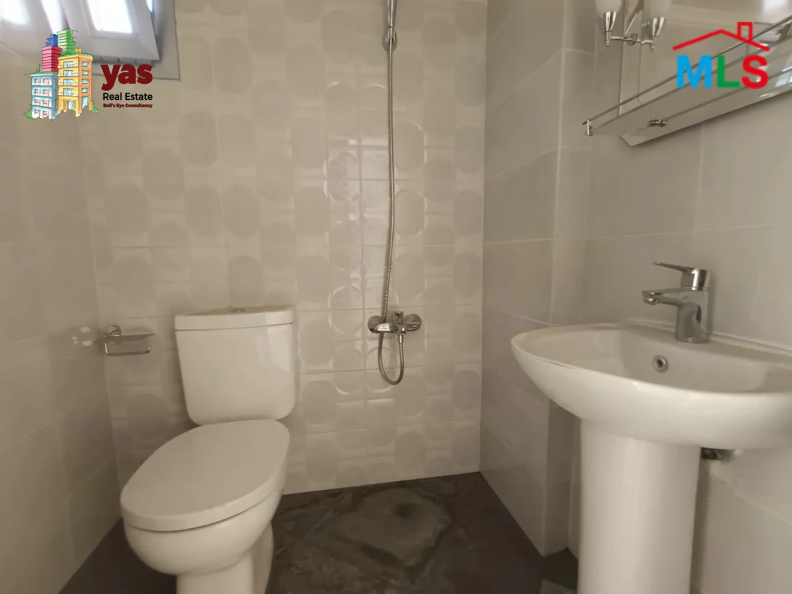 Achrafieh 140m2 | Well Lighted | Prime Location | Renovated | AA/EL