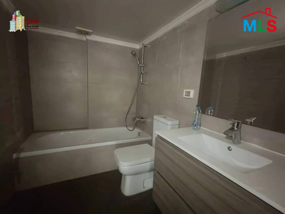 Achrafieh 140m2 | Well Lighted | Prime Location | Renovated | AA/EL