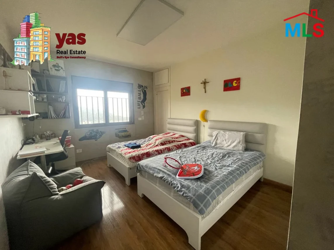 Qennebit Broumana 480m2 | Terrace | Prime Location | Calm | View | OH