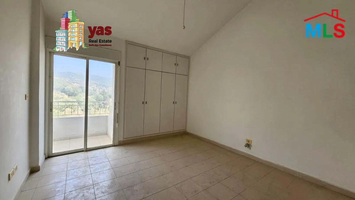 Ballouneh 200m2 | Prime Location | Well Lighted | Catch | TO