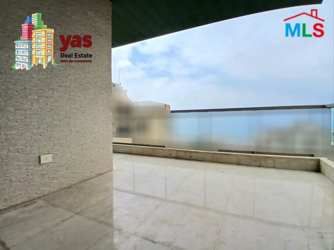 Kfarhbab 200m2 | High End | Partial View | Quiet Area | IV