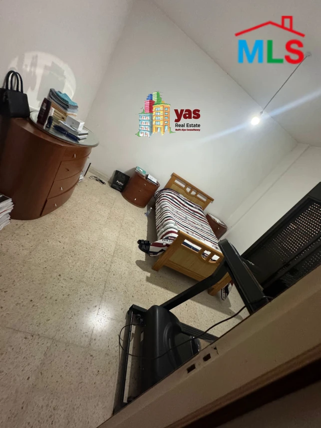 Louaizeh 180m2 | Well Maintained | Prime Location | PA