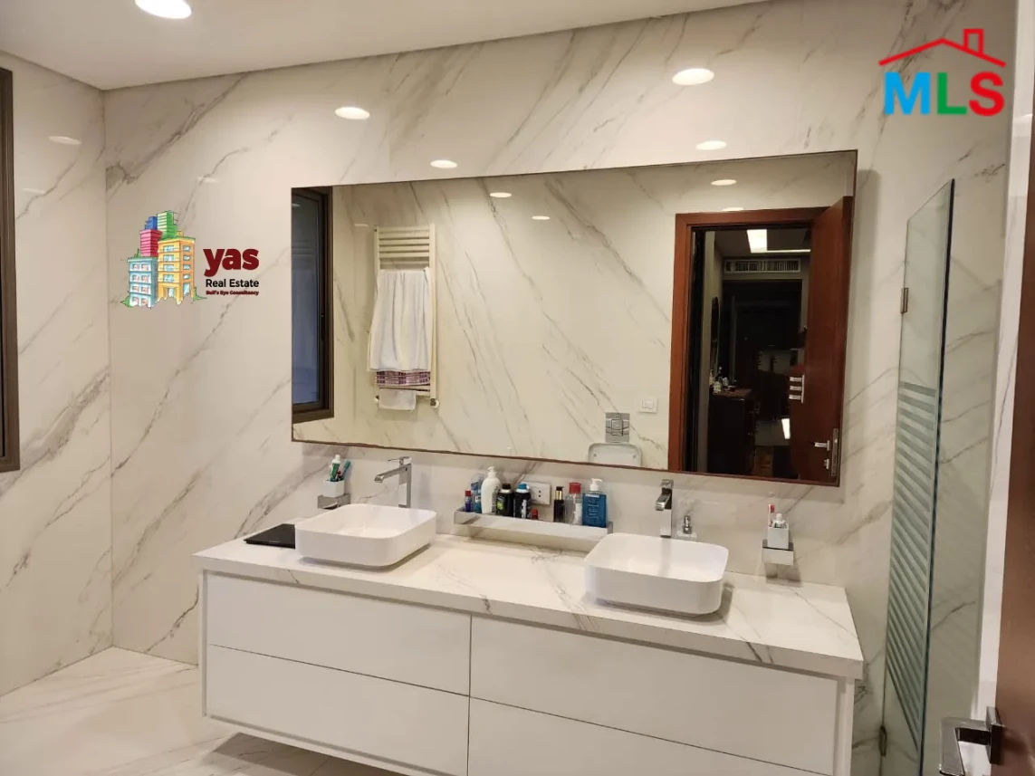 Rawche 430m2 | Luxury | Decorated | Prime Location | PA
