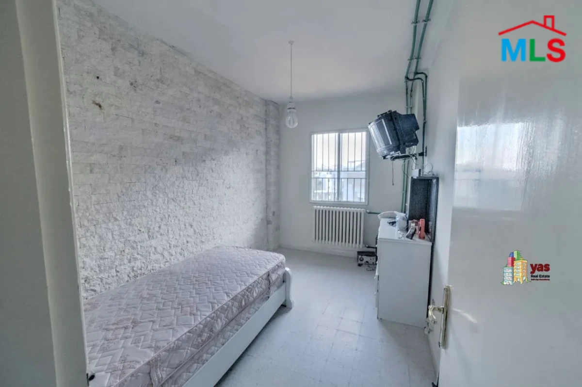 Kleiaat 70m2 | Well Maintained | Open View |Prime Location | DA