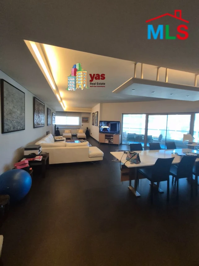 Achrafieh 242m2 | Luxury Decorated | Excellent condition | PA