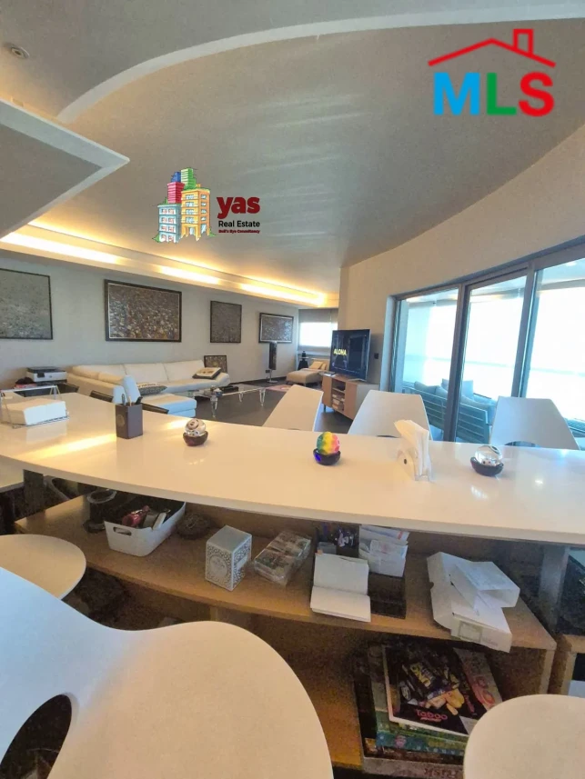 Achrafieh 242m2 | Luxury Decorated | Excellent condition | PA