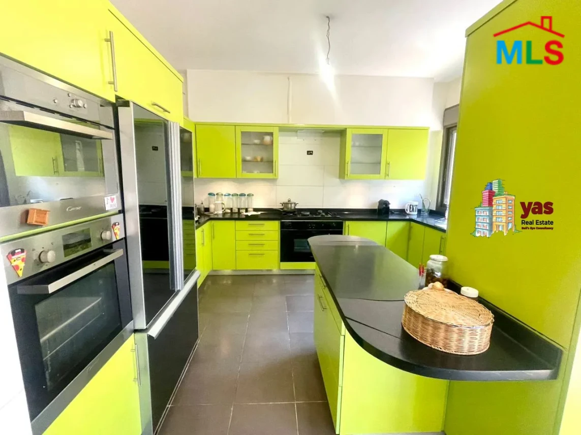 Adma 325m2 | 220m2 Terrace | Accessible | Prime Location | PA