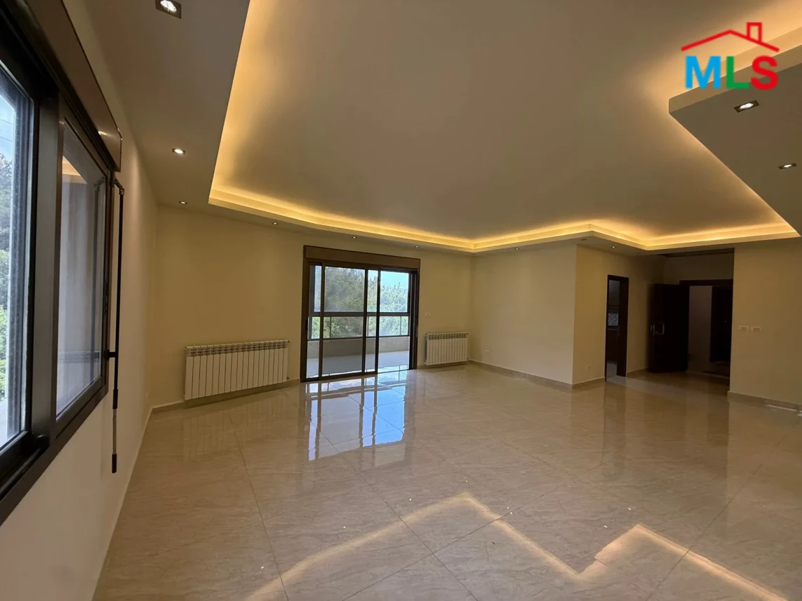 Jeita 160m2 | New | Panoramic View | Luxurious | Private Street | AC
