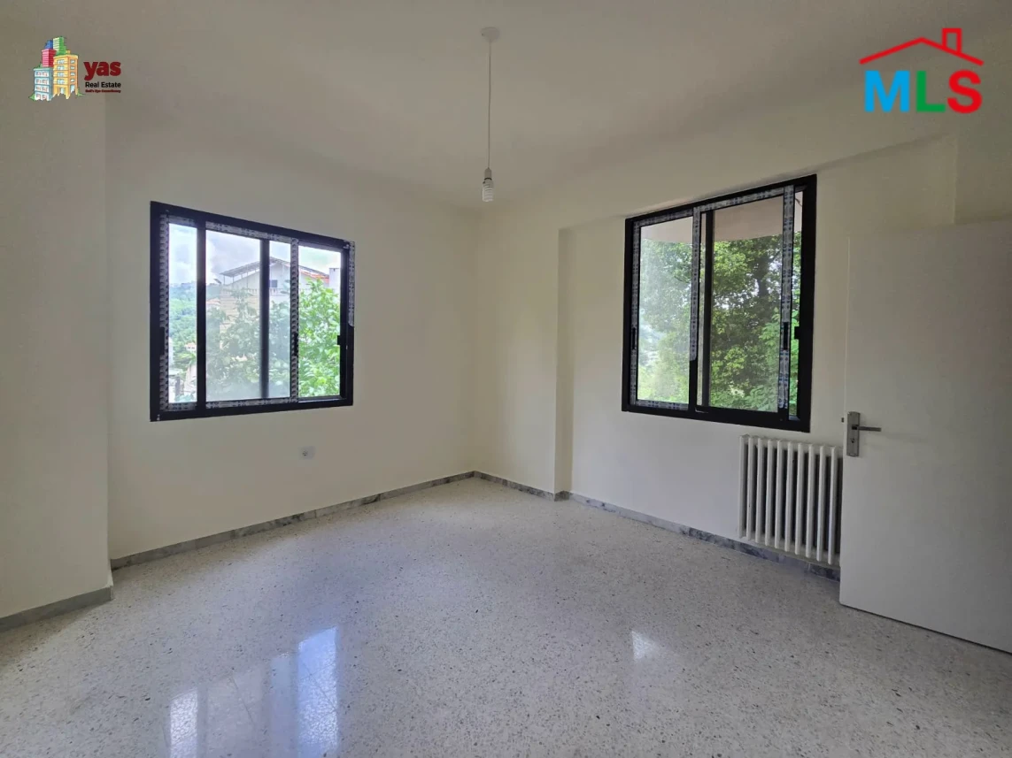 Achkout 170m2 | 100m2 Terrace | Barely Used | Modern | Quiet Area | DA