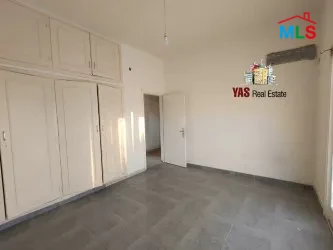 Baouchrieh 220m2 | Terrace 120m2 | Need Renovation | Open View | AA