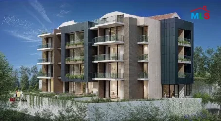 Ballouneh 140m2 | 40m2 Garden | Payment Facilities | View