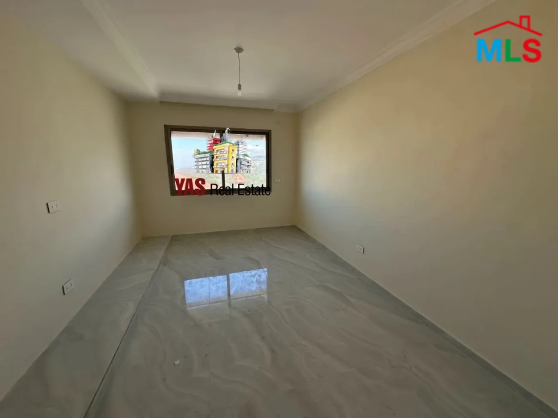 Qornet El Hamra 220m2 | Well Maintained | New | PA