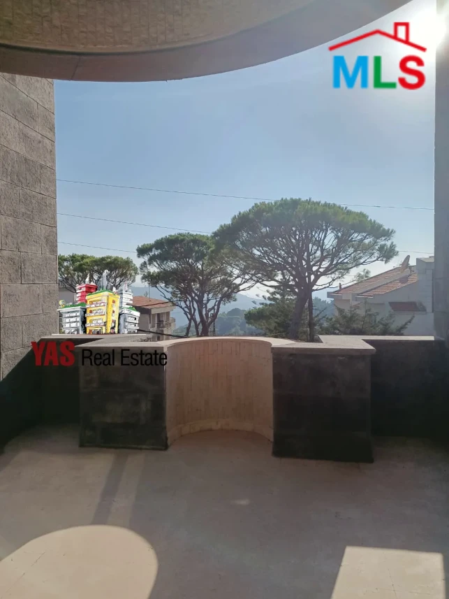 Baabdat 1085m2 | 1012m2 Land/Garden | Triplex | Unique Design | PA