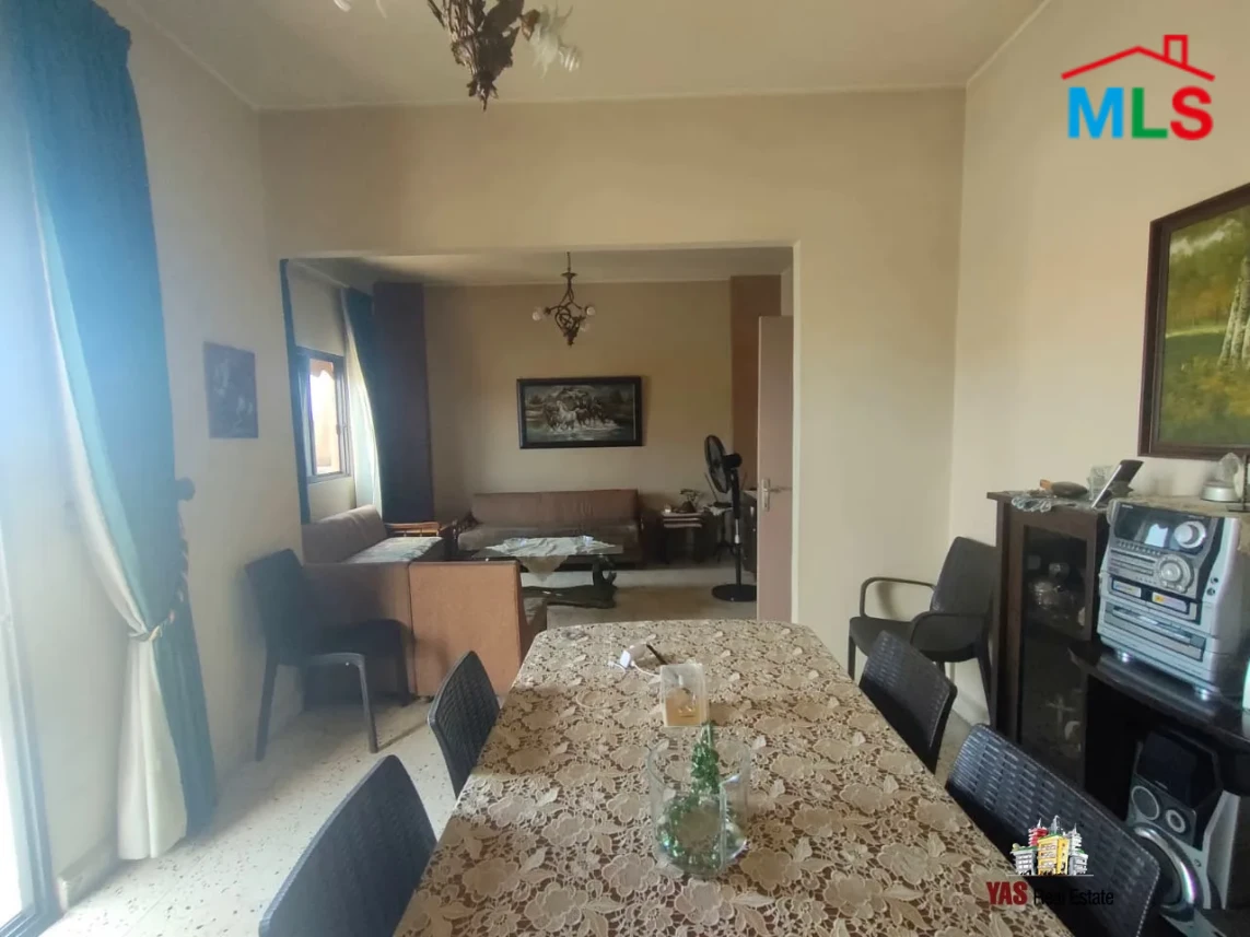 Bourj Hammoud 110m2 | Mint Condition | Active Street | AA/EL