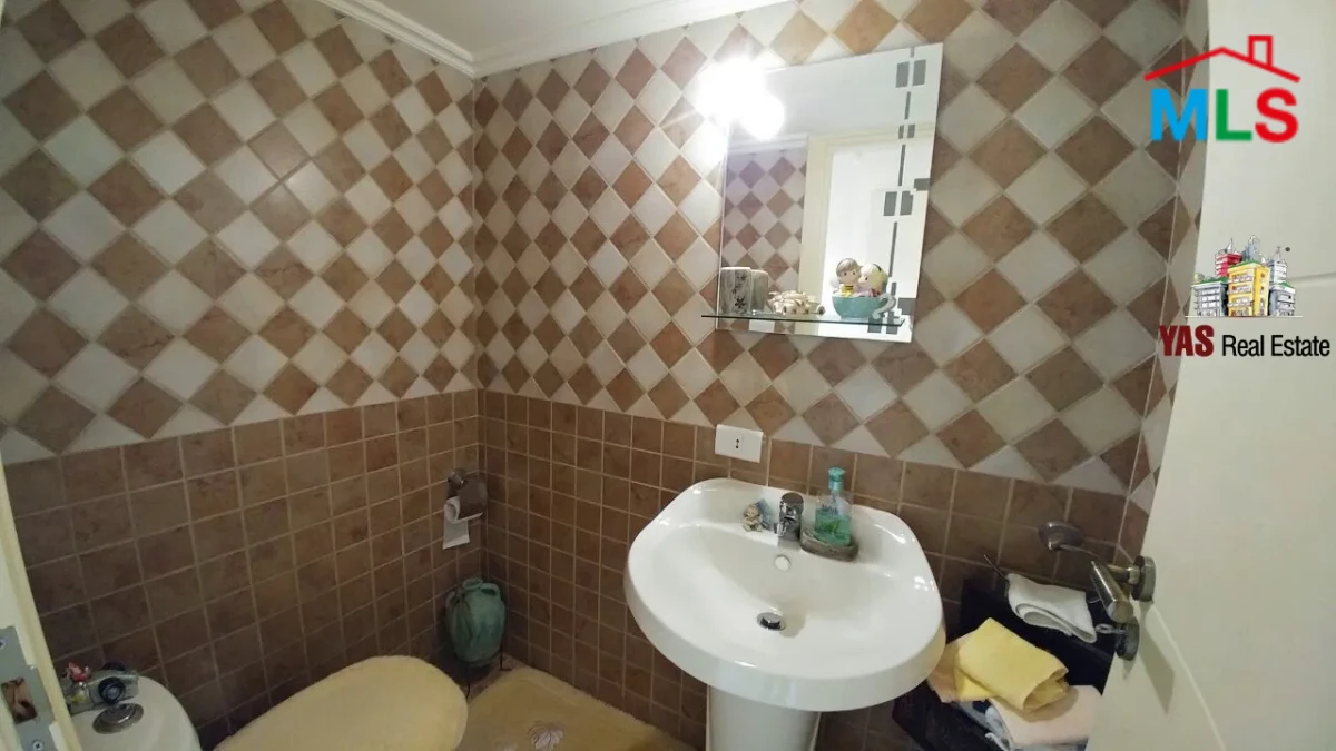 Ballouneh 200m2 - private street - upgraded - super luxurious