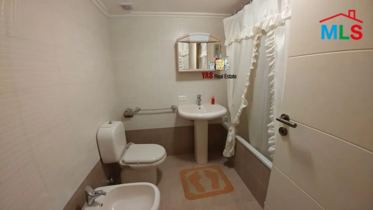 Ballouneh 200m2 - private street - upgraded - super luxurious
