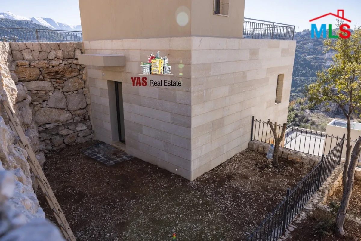 Achkout 225m2 Villa | 285m2 Terrace | New | Payment Facilities