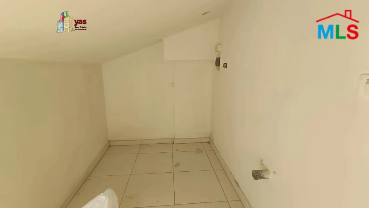 Mansourieh 250m2 | Duplex | Mountain View | Calm Area | AA