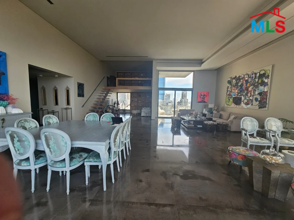 Saifi 365m2 | Duplex | Ultra Prime Location | Decorated | OH