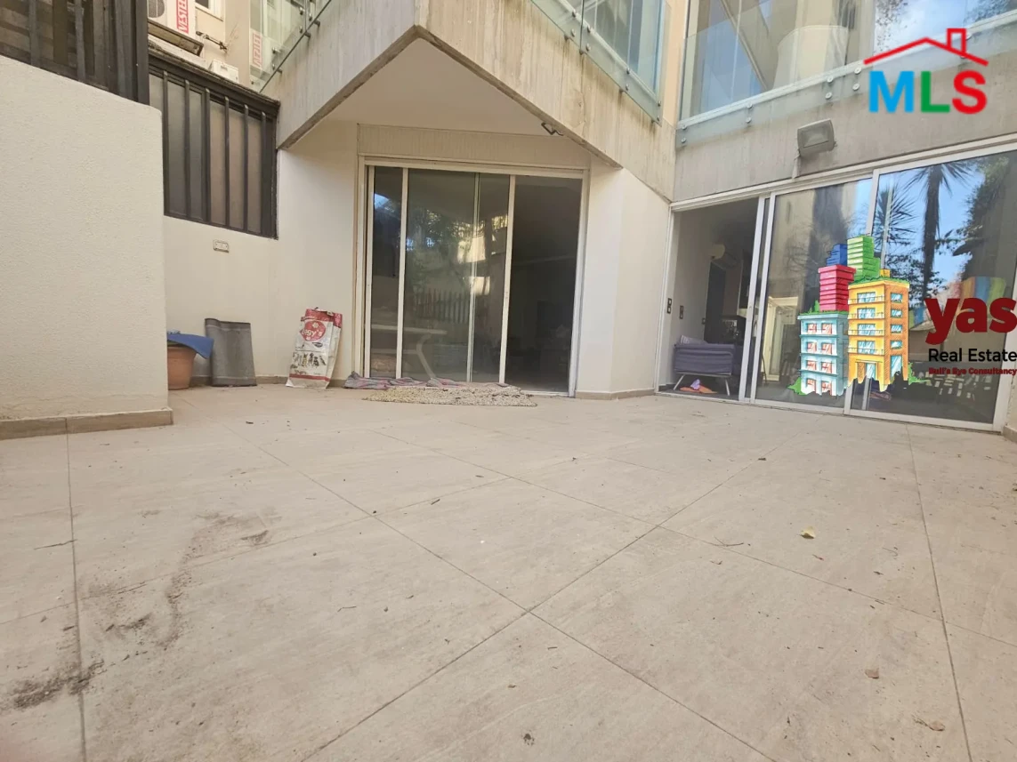 Fanar 170m2 | 50m2 Terrace | Calm Area | Need Renovation | OH