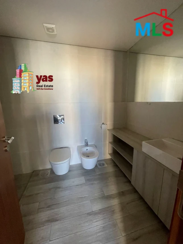 Achrafieh 200m2 | Prime Location | Decorated | Catch | OH