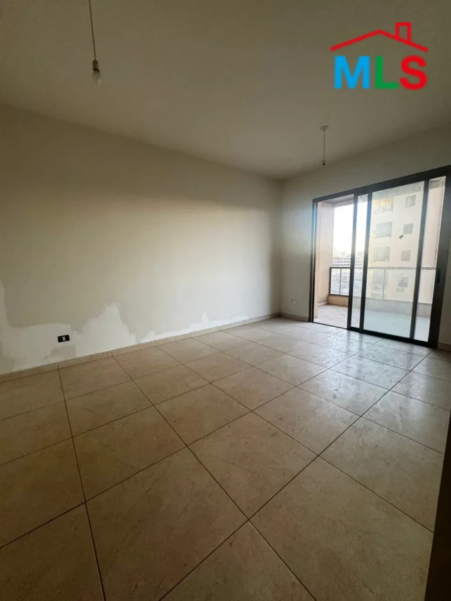 Jdeideh 165m2 | New | Private Street | Prime Location | OH