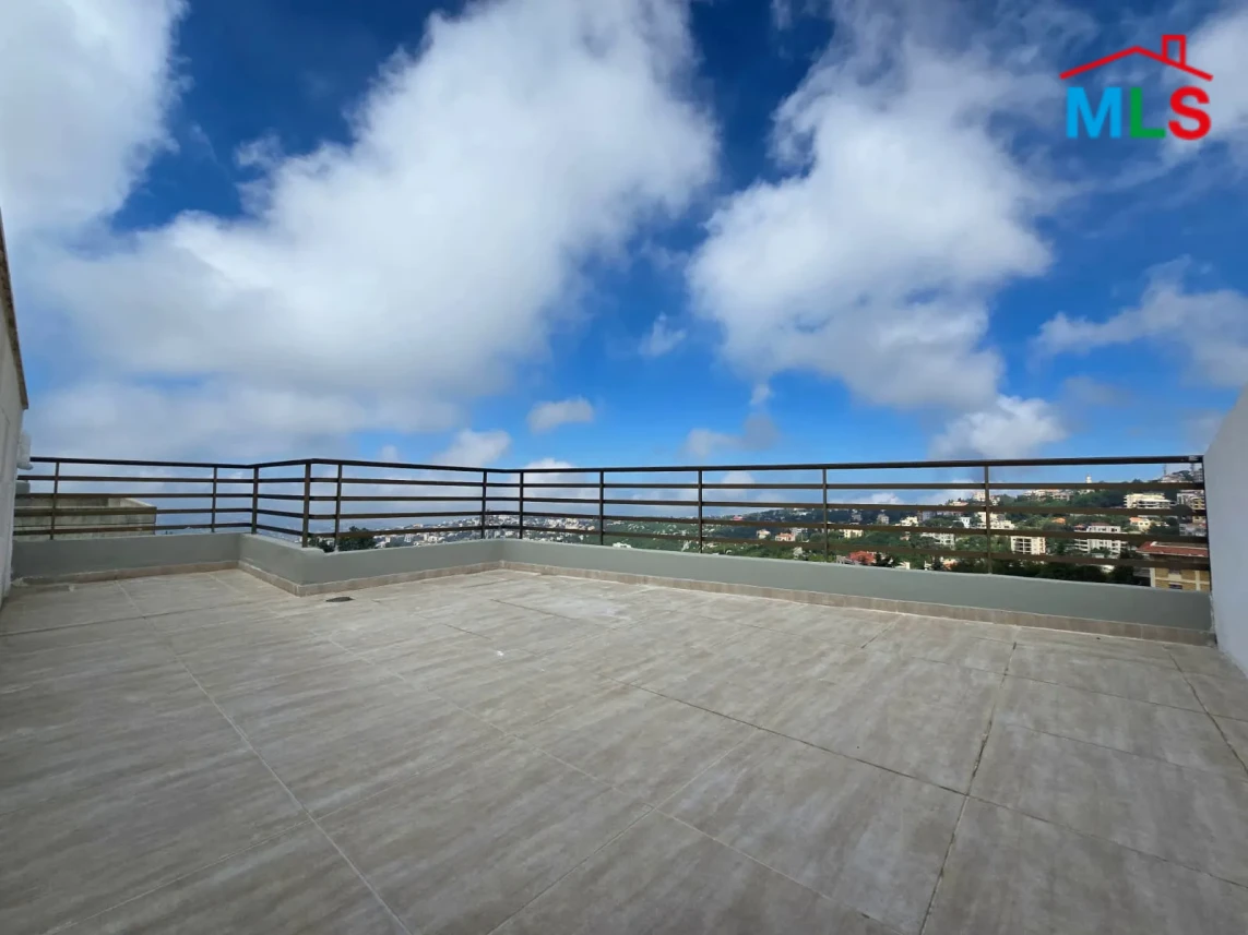 Kleiaat 380m2 | Duplex | New Building | Astonishing View | Calm | DA