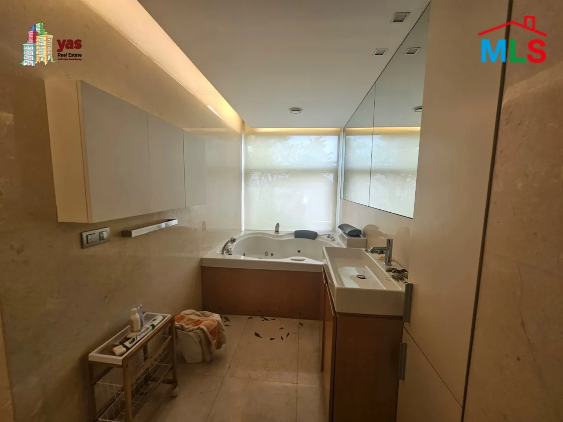 Tallit Al Khayyat 400m2 | 160m2 Terrace | Sea View | Upgraded | OH