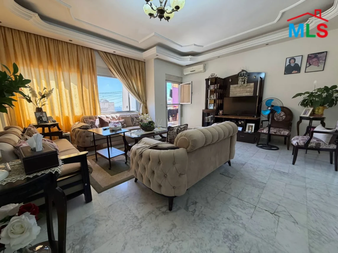Jeita 165m2 | Prime Location | Decorated Flat | Open View | EL